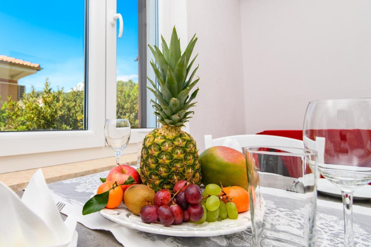 Apartman Paradiso Martinšćica エクステリア 写真